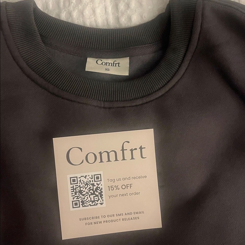 Comfort Women's Charcoal Crewneck Sweatshirt and straight leg sweats - Comfort - Picture 4 of 7